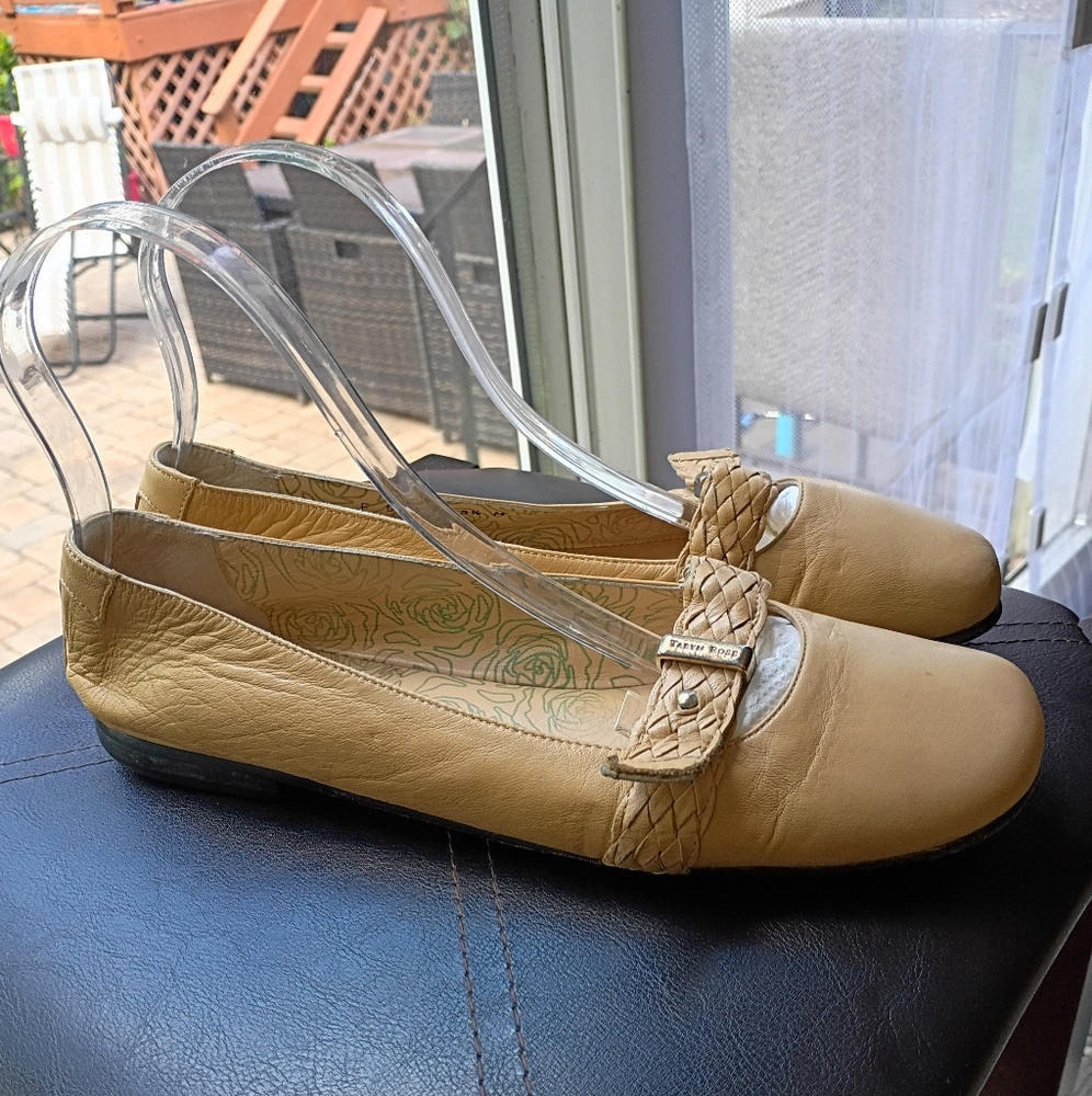 Taryn Rose Womens Slip On Round Toe Ballet Flats Tan Ballet Flats 38.5/8